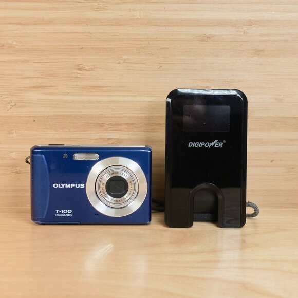 Olympus T-100 Digital Camera / 12MP / 3x Optical Zoom / Blue / Tested & Working - Picture 2 of 10